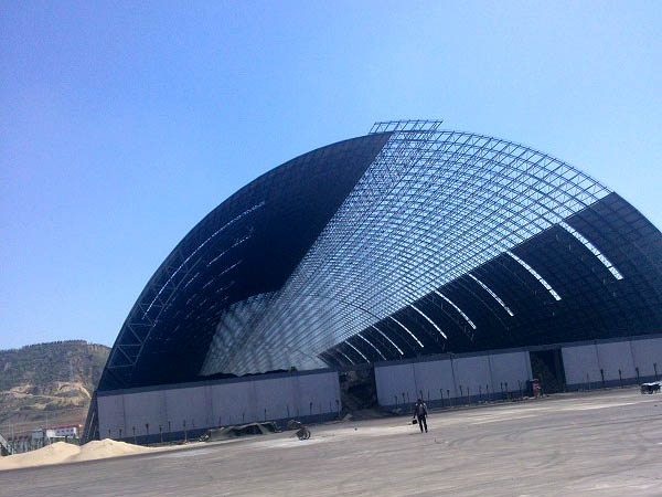 上虞桶壳螺栓球网架工程